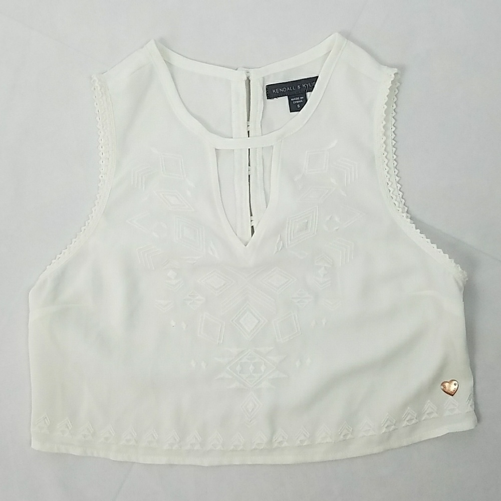 3/$24 Kendall & Kylie women S crop top sleeveless‎